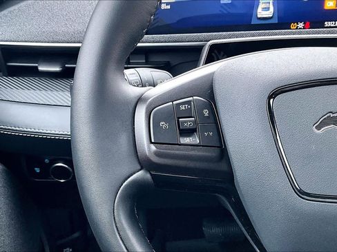 Used 2025 Ford Mustang Mach-E Premium image 23