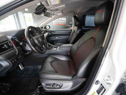 Used 2021 Toyota Camry TRD w/ TRD Package w/JBL Audio FWD image 9