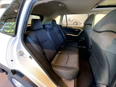 Used 2019 Toyota RAV4 XLE w/ All Weather Liner Package AWD/4WD image 24