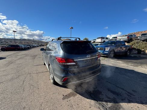 Used 2019 Hyundai Santa Fe XL image 3