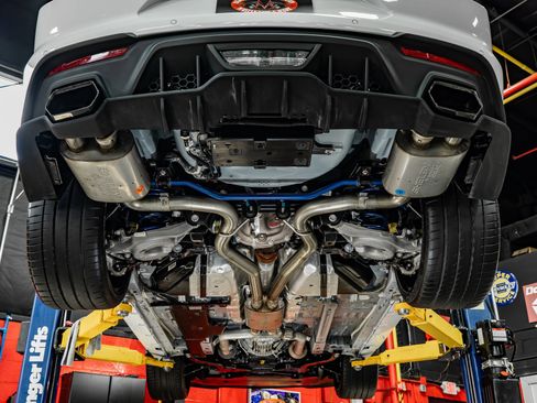 Used 2022 Ford Mustang GT Premium w/ GT Performance Package RWD image 4