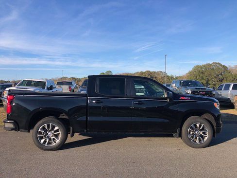 Used 2024 Chevrolet Silverado 1500 RST image 5