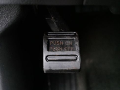 Used 2016 GMC Sierra 1500 SLE image 36