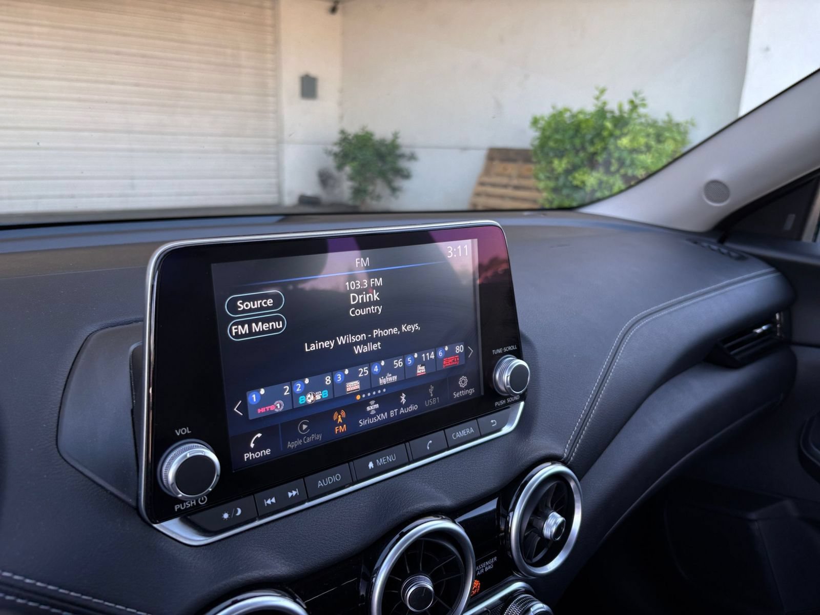 Used 2025 Nissan Sentra SV FWD image 19