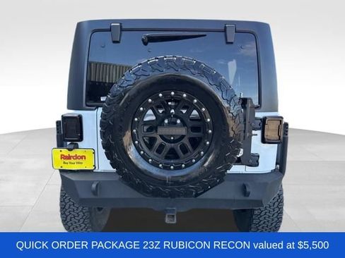 Used 2017 Jeep Wrangler Unlimited Rubicon image 6