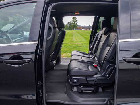 Used 2025 Honda Odyssey Sport-L image 25