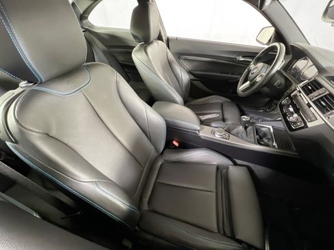 Used 2018 BMW M2 image 28