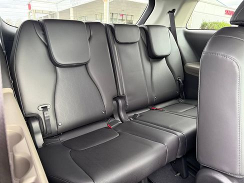 New 2026 Kia Carnival LXS FWD image 15