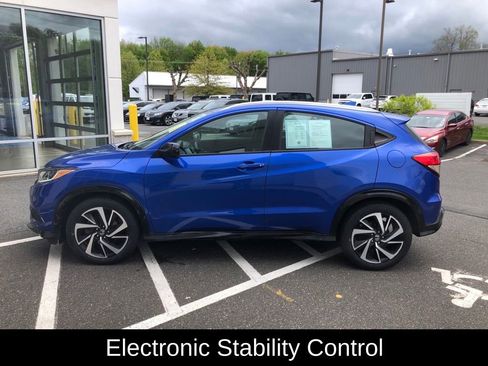 Used 2019 Honda HR-V Sport image 6