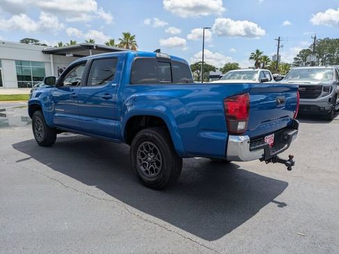 Used 2018 Toyota Tacoma SR5 RWD image 7