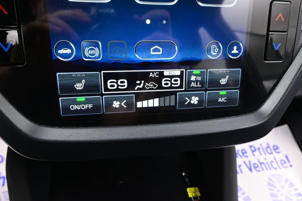 Used 2025 Subaru Forester Premium AWD/4WD image 38