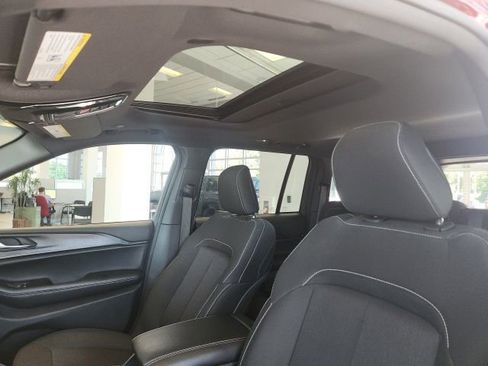 Certified 2024 Jeep Grand Cherokee Laredo X RWD image 29
