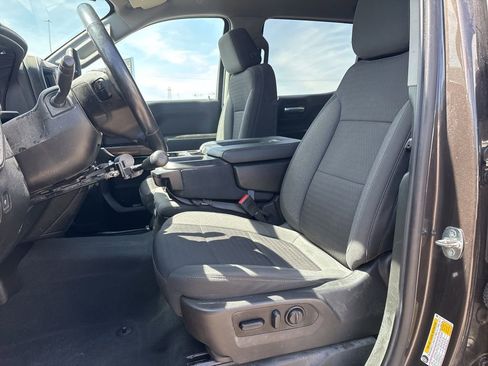 Used 2022 Chevrolet Silverado 1500 LT image 7