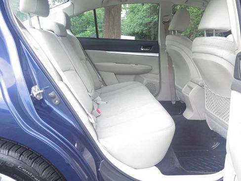 Used 2011 Subaru Legacy 2.5i AWD/4WD image 13