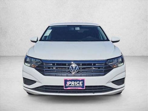 Used 2019 Volkswagen Jetta S image 2