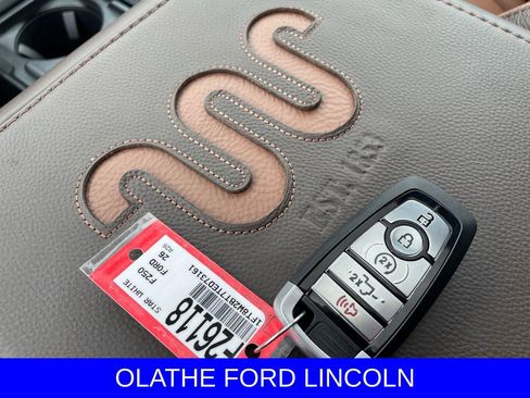 New 2026 Ford F250 King Ranch w/ Chrome Package AWD/4WD image 9