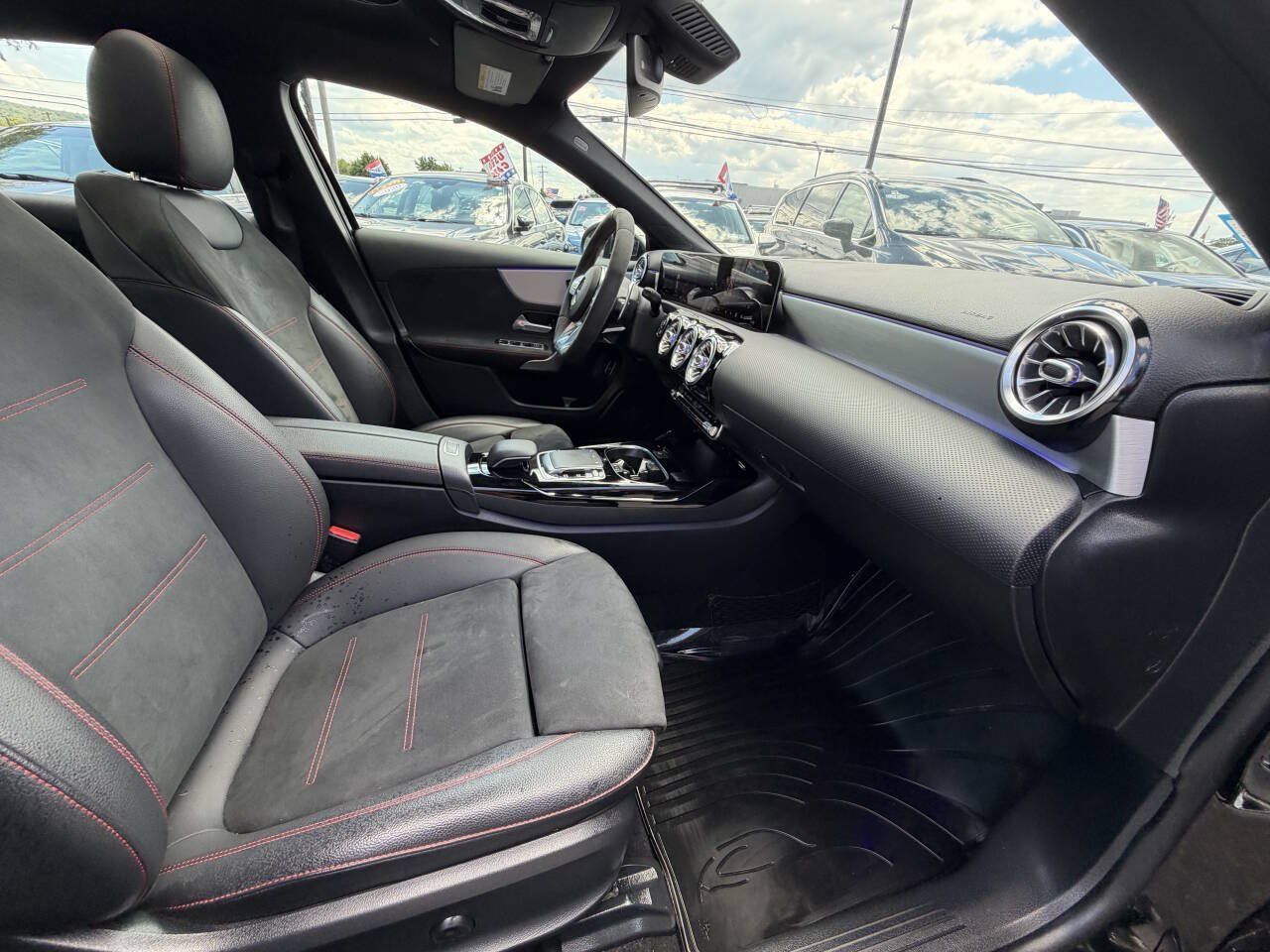 Used 2020 Mercedes-Benz A 35 AMG 4MATIC image 40