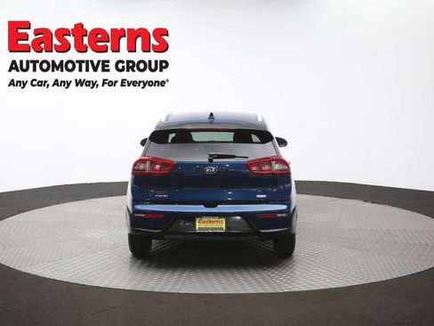 Used 2019 Kia Niro LX image 36