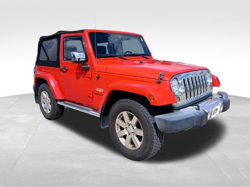 Used 2015 Jeep Wrangler Sahara w/ Mopar Chrome Edition Group AWD/4WD image 7