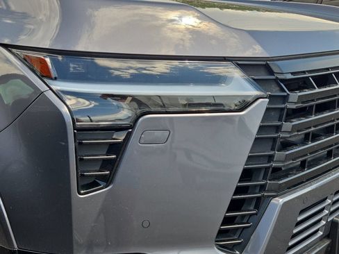 Used 2024 Lexus GX 550 w/ Cold Area Package AWD/4WD image 4