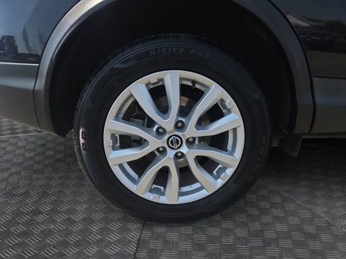 Used 2021 Nissan Rogue Sport S image 35