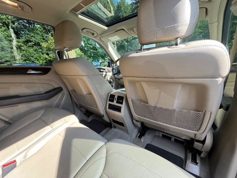 Used 2013 Mercedes-Benz ML 350 4MATIC image 45