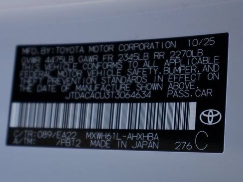 New 2026 Toyota Prius Plug-In Hybrid FWD image 27