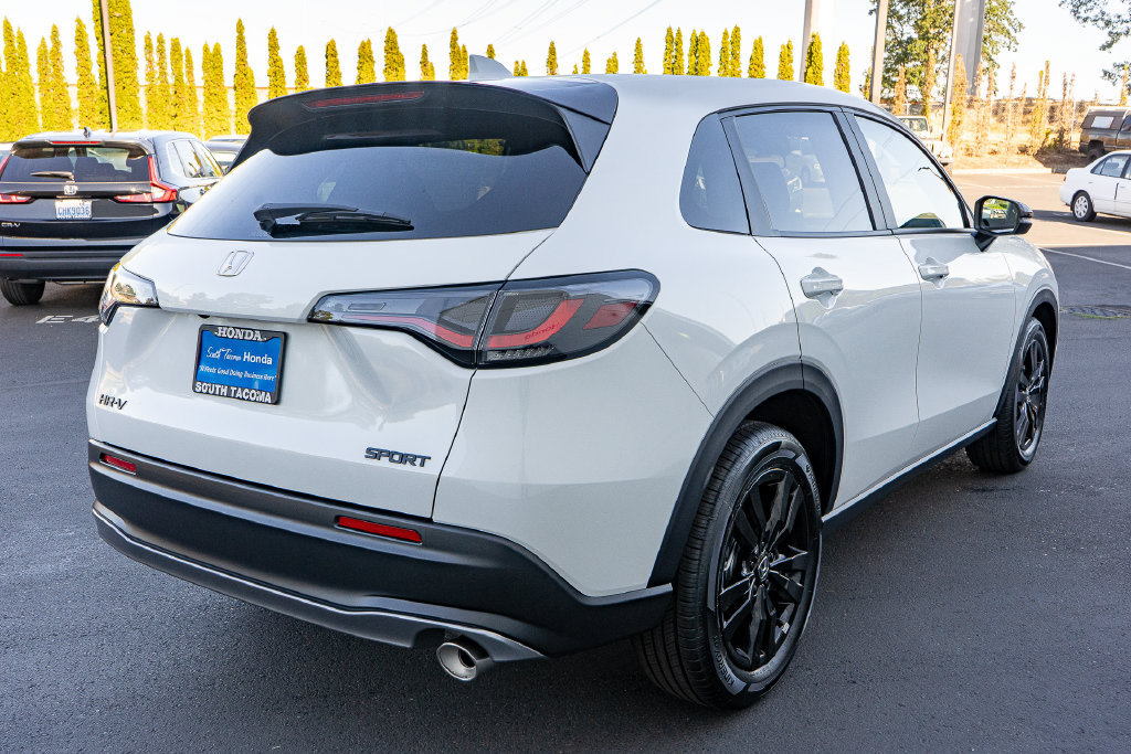 New 2027 Honda HR-V Sport image 6