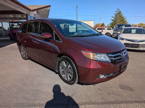 Used 2016 Honda Odyssey Touring image 1