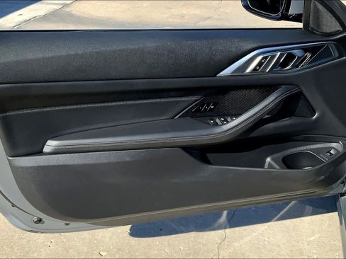 Used 2023 BMW 430i Convertible image 19