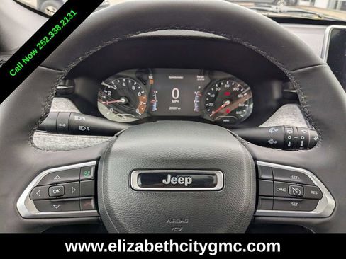 Used 2023 Jeep Compass Latitude w/ Sun and Sound Group image 27