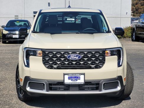 New 2025 Ford Maverick Lariat w/ 4K Tow Package image 3