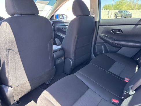 Used 2024 Nissan Sentra SV FWD image 20