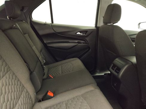 Used 2020 Chevrolet Equinox LT image 19