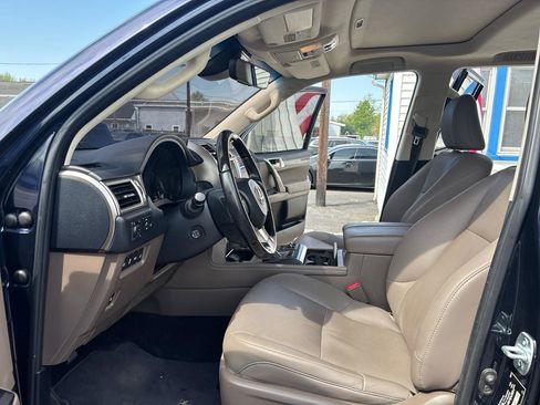 Used 2021 Lexus GX 460 Premium w/ Premium Package image 15