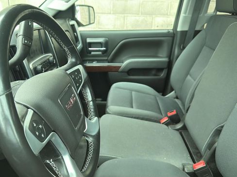 Used 2019 GMC Sierra 1500 SLE w/ SLE Value Package AWD/4WD image 8