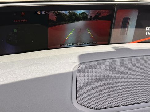 Used 2026 Lincoln Navigator Reserve image 17