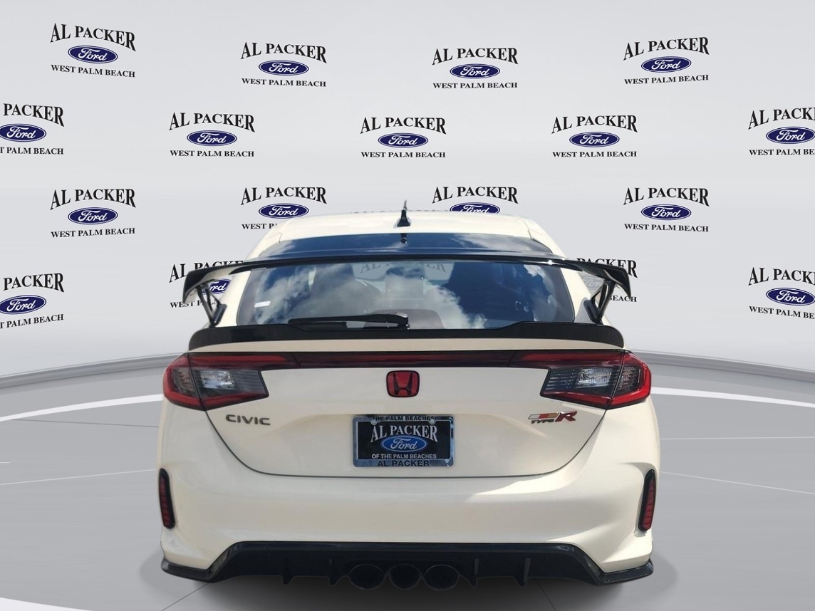 Used 2023 Honda Civic Type R image 4