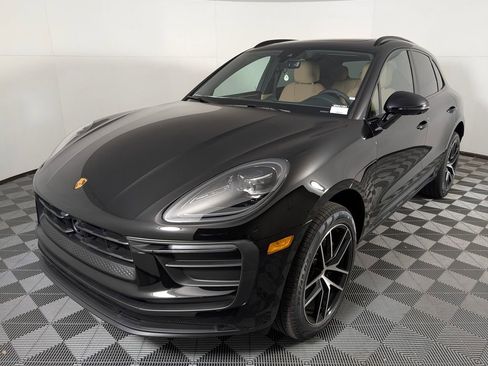 New 2026 Porsche Macan image 1