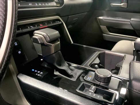 Used 2025 Toyota Tundra SR5 w/ SR5 Premium Package AWD/4WD image 18