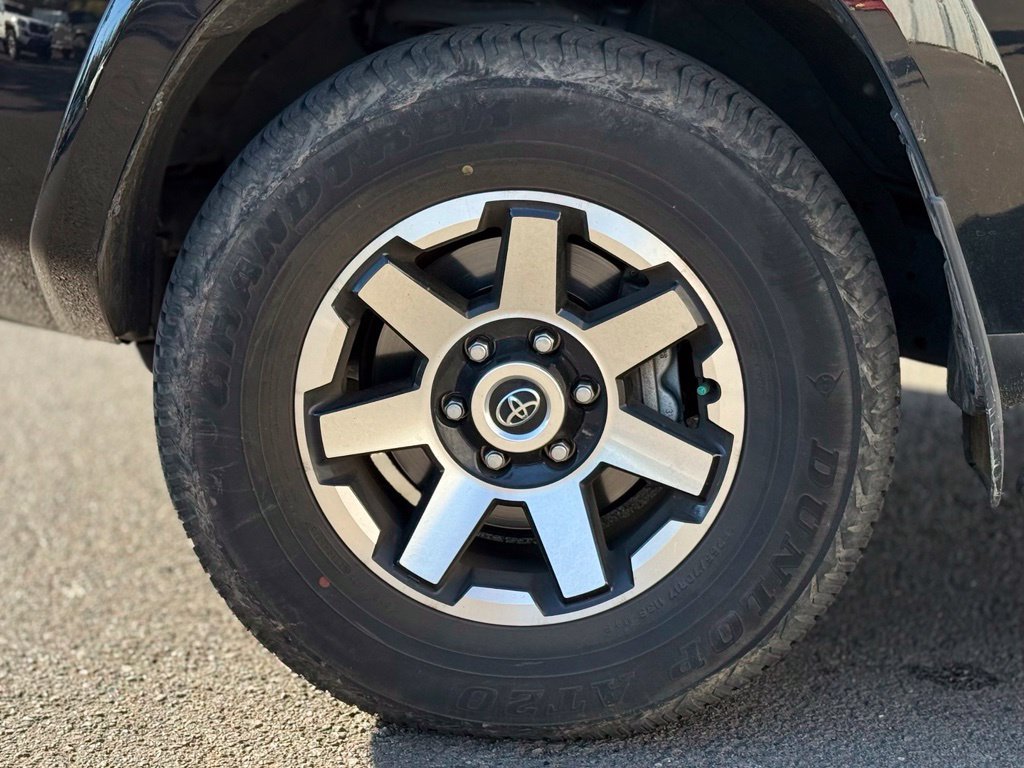 Used 2024 Toyota 4Runner TRD Off-Road Premium w/ Off Road Premium Plus Package AWD/4WD image 9
