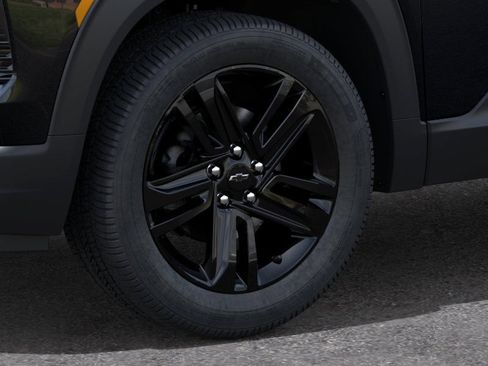 New 2026 Chevrolet TrailBlazer LT w/ Midnight Edition FWD image 19