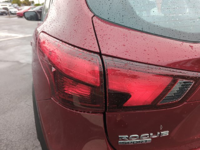Certified 2019 Nissan Rogue Sport S FWD image 18