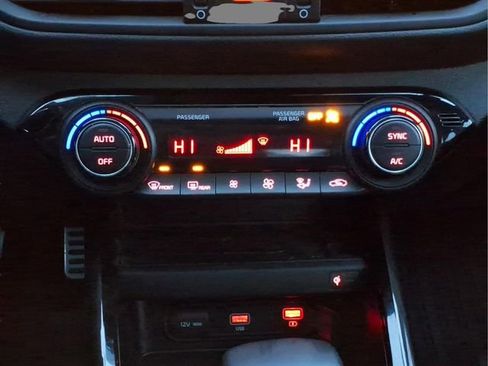 Used 2024 Kia Forte GT w/ GT2 Package image 21