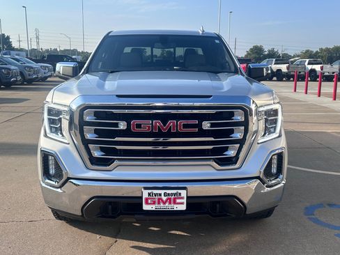 Used 2021 GMC Sierra 1500 SLT image 2