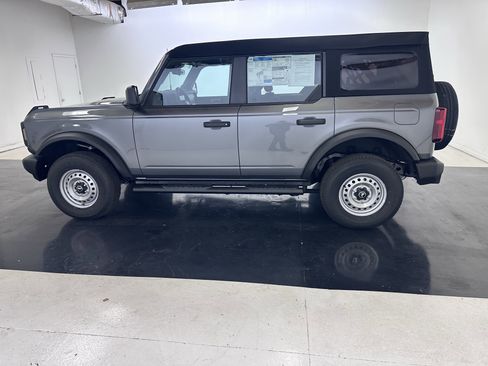 Used 2025 Ford Bronco 4-Door image 10