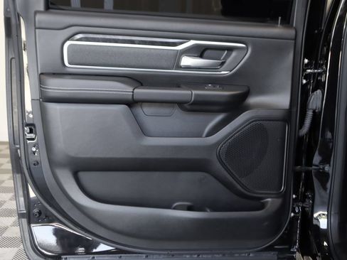 Used 2023 RAM 1500 Big Horn AWD/4WD image 37