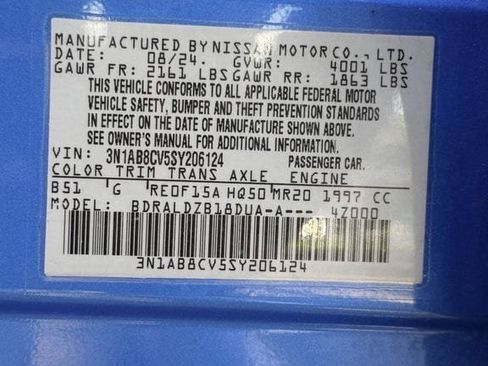 Used 2025 Nissan Sentra SV FWD image 31