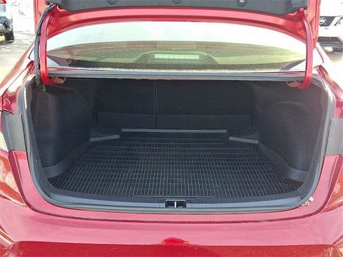 Certified 2022 Toyota Corolla LE image 28