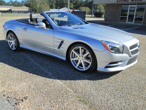 Used 2015 Mercedes-Benz SL 550 image 38